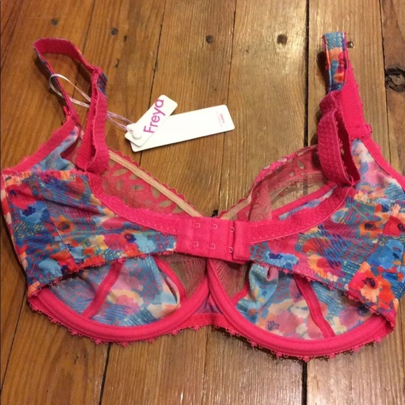 Bra - Picture 5 of 5